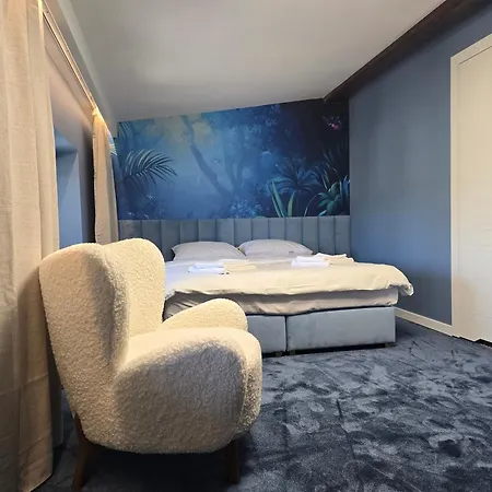 Отель I Restauracja Palacyk Tyrolski 3*